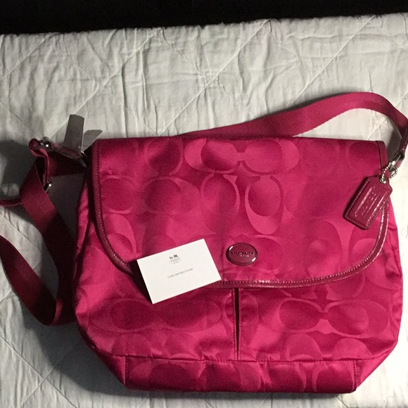 Coach Crossbody Sachel 👛 - Picture 3 of 8